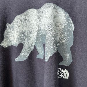 Mens XL North Face hoodie in navy blue